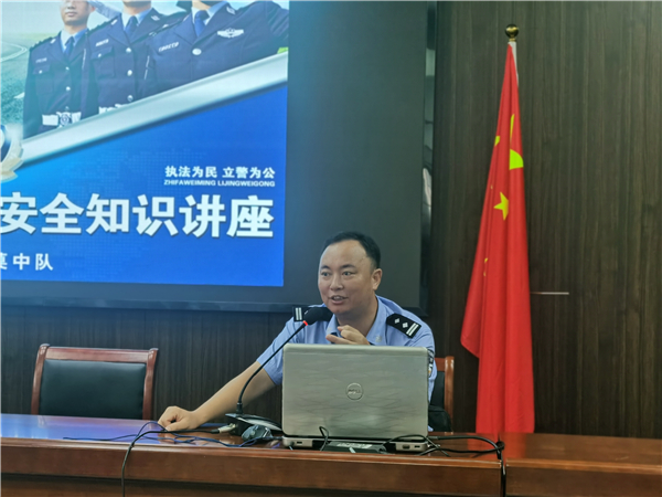 9e48869fea174b428e7cec6a7ccf2480.jpg